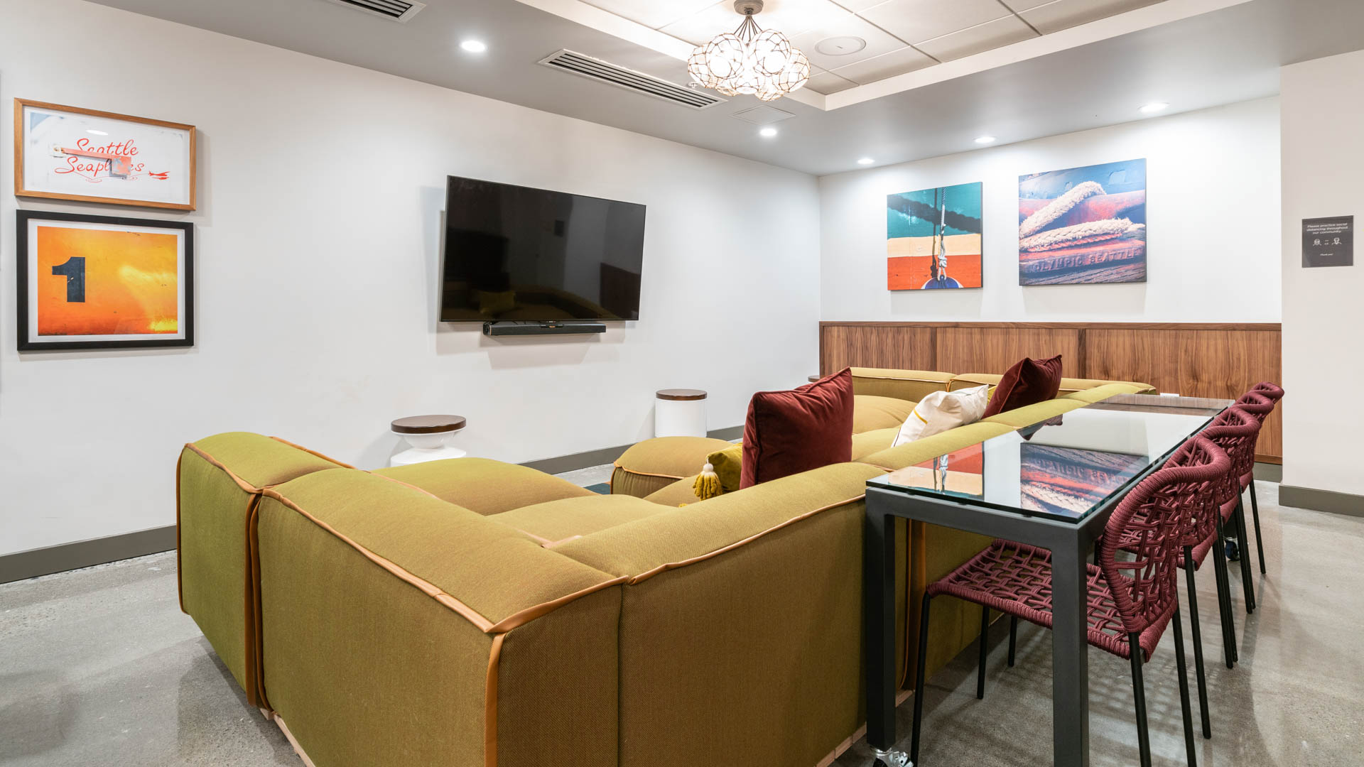 Lounge at Olympus Apartments (4 of 4)