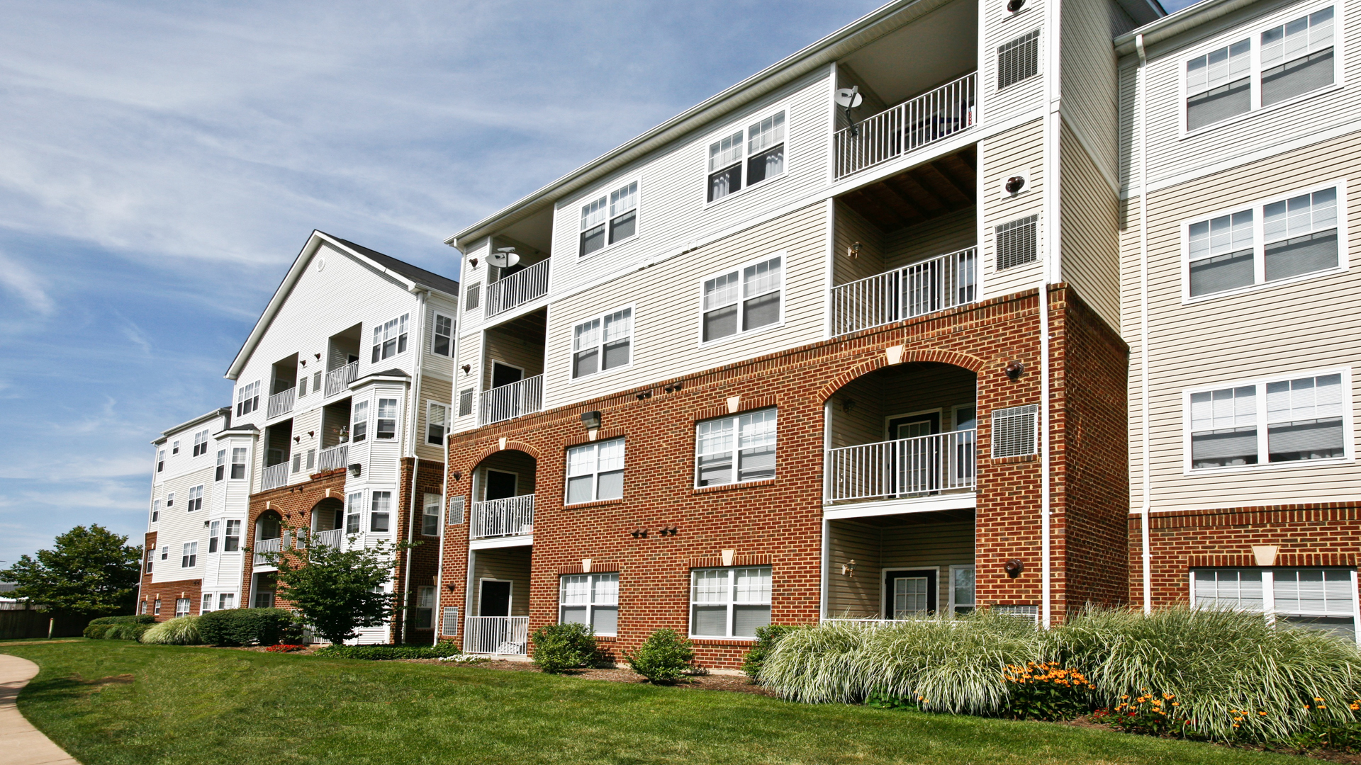 Reserve at Potomac Yard Apartments 3 of 12