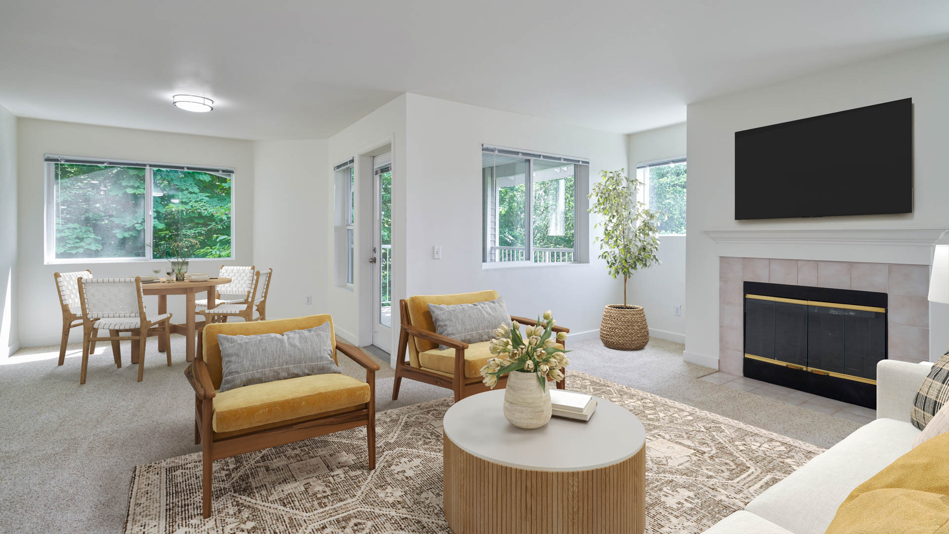 Ivorywood Apartments 3 of 11