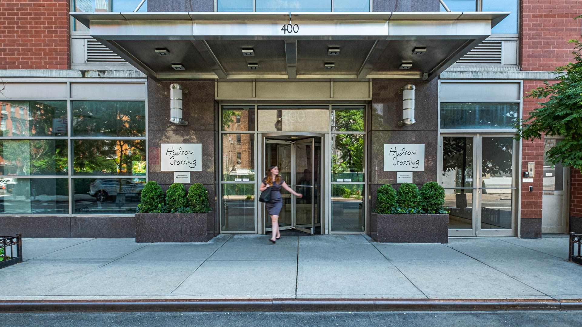 Hudson Crossing Apartments 3 of 12