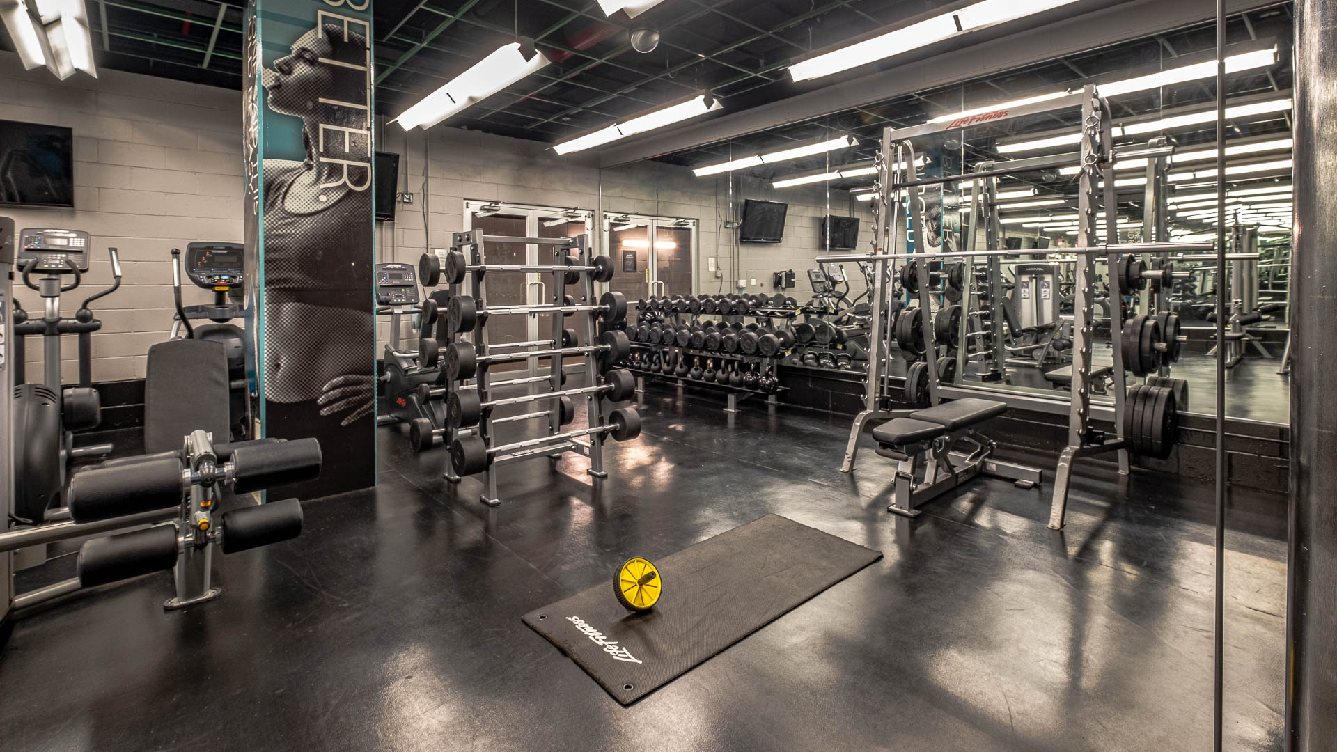 Gym at Hudson Crossing Apartments (1 of 2)