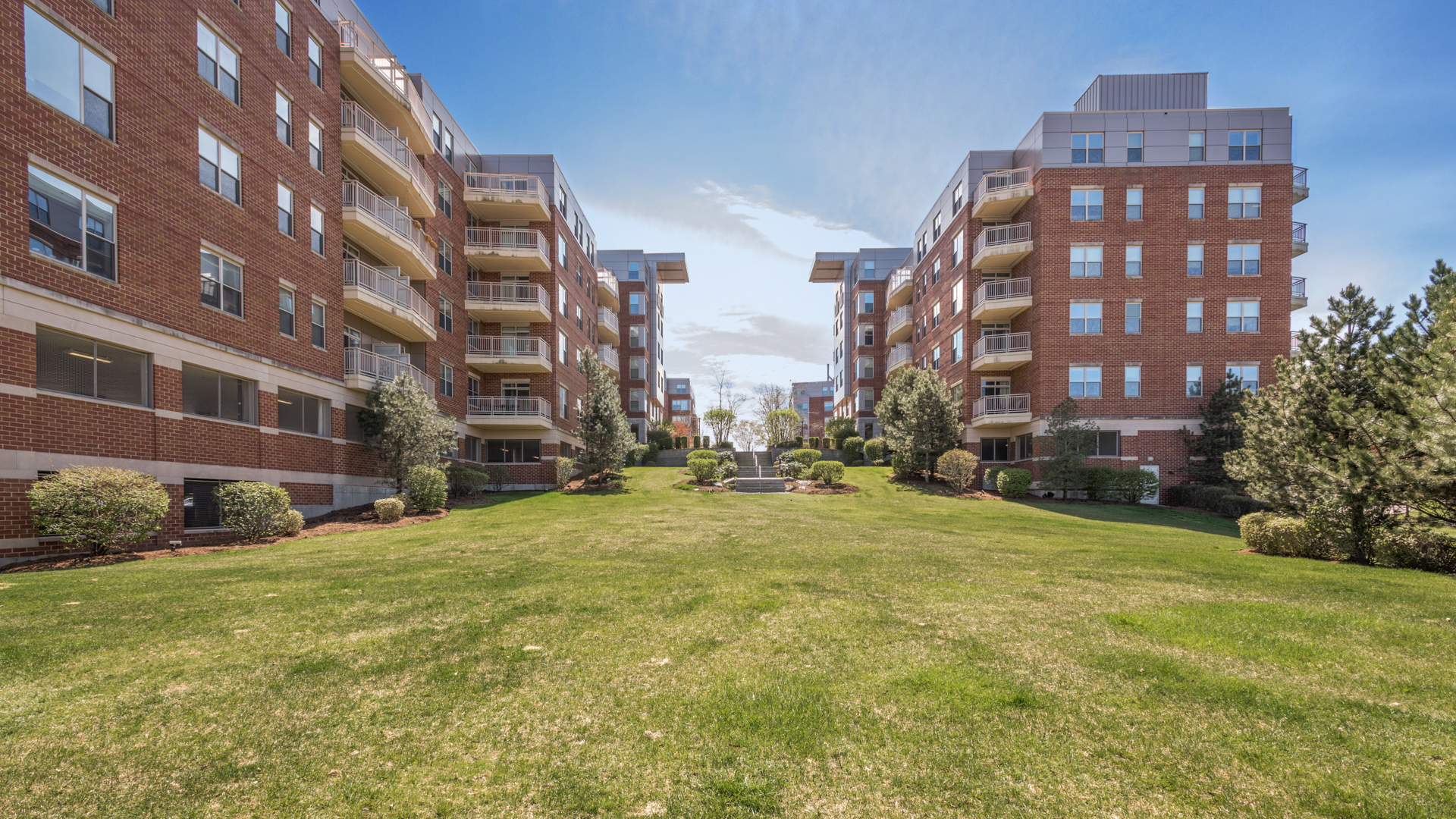 Longview Place Apartments 5 of 12