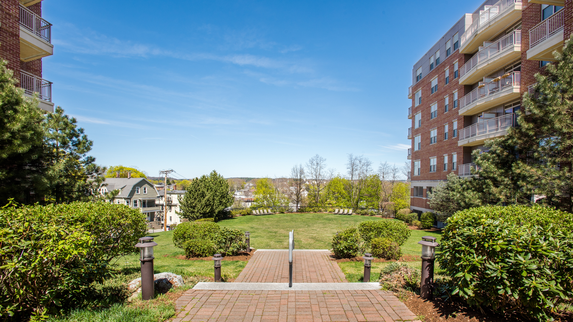 Longview Place Apartments 4 of 12