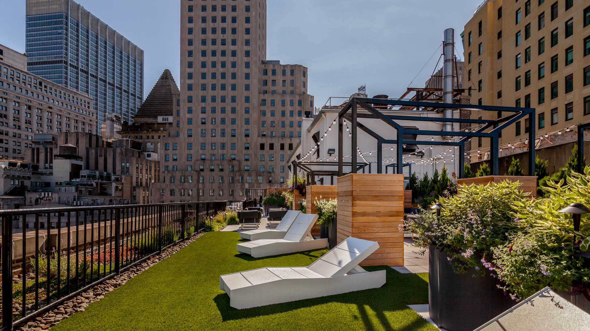 Roof deck at 71 Broadway Apartments (2 of 4)