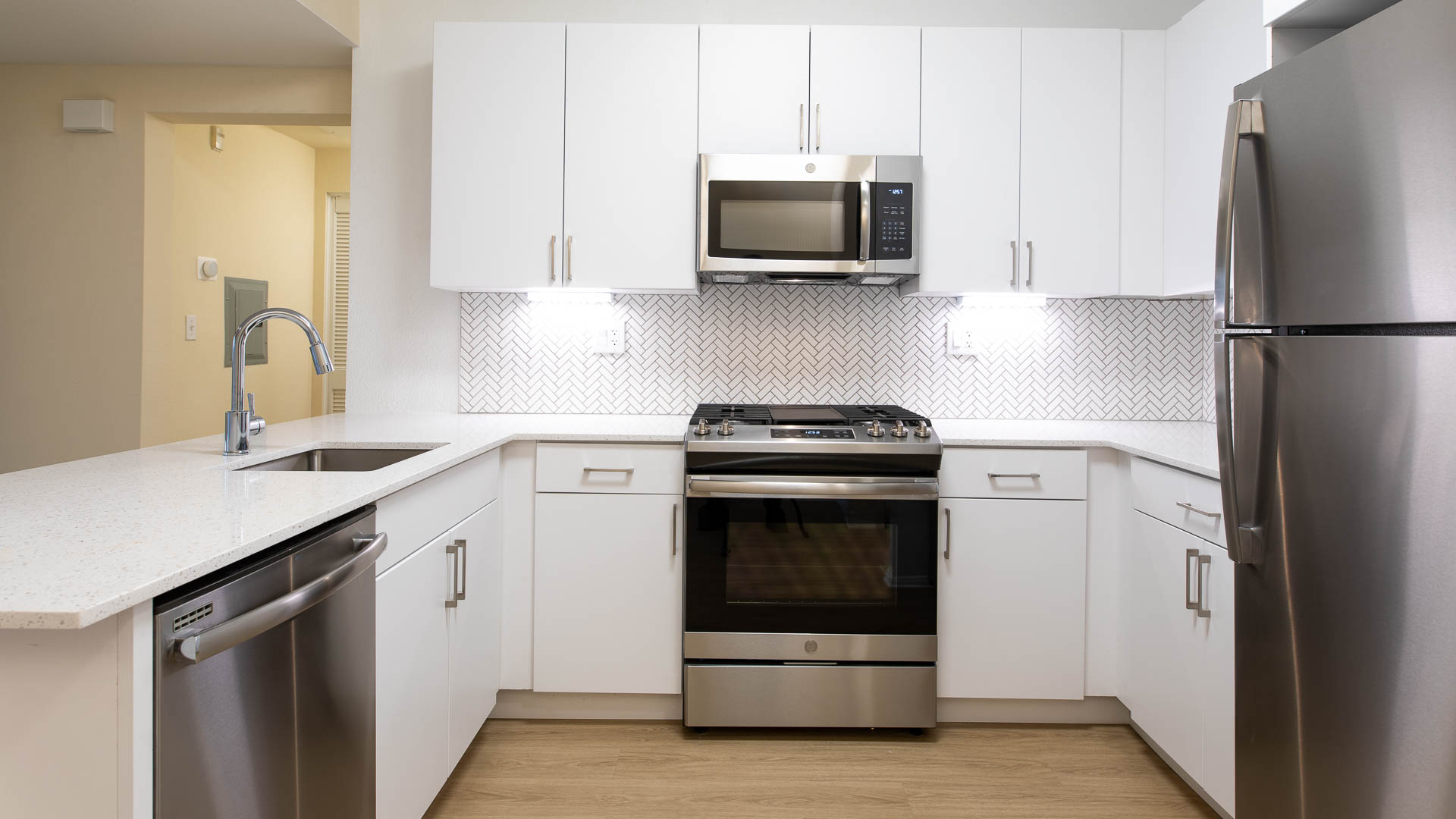 The Reserve at Empire Lakes Apartments 10 of 12
