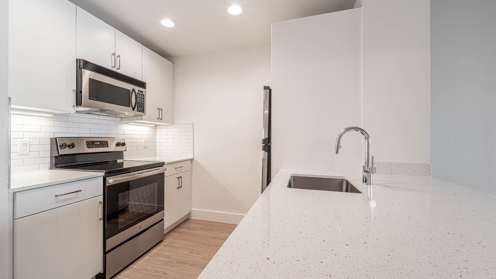 The Pier Apartments 6 of 12