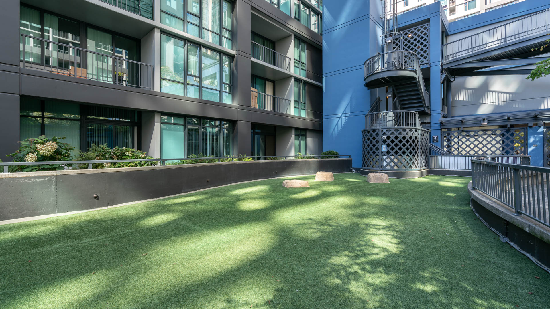 Dog park at Harbor Steps Apartments (1 of 2)