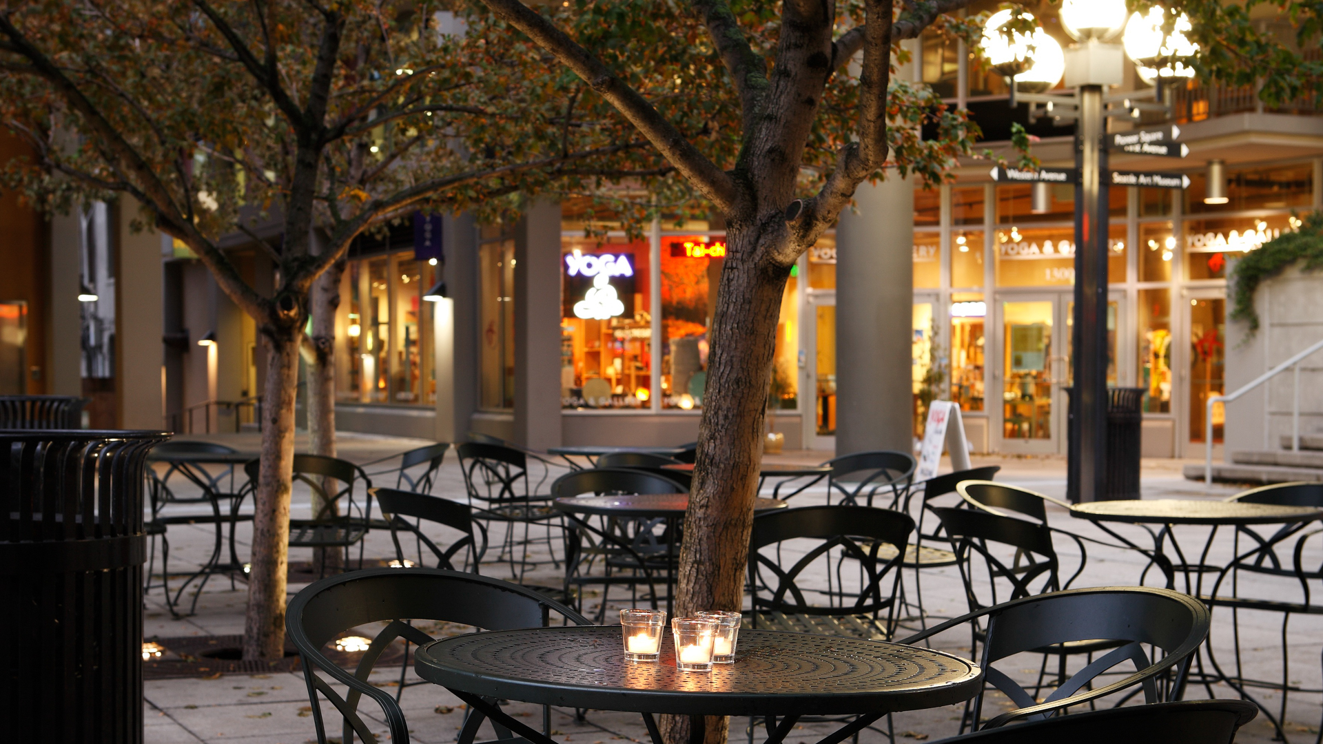 Courtyard at Harbor Steps Apartments