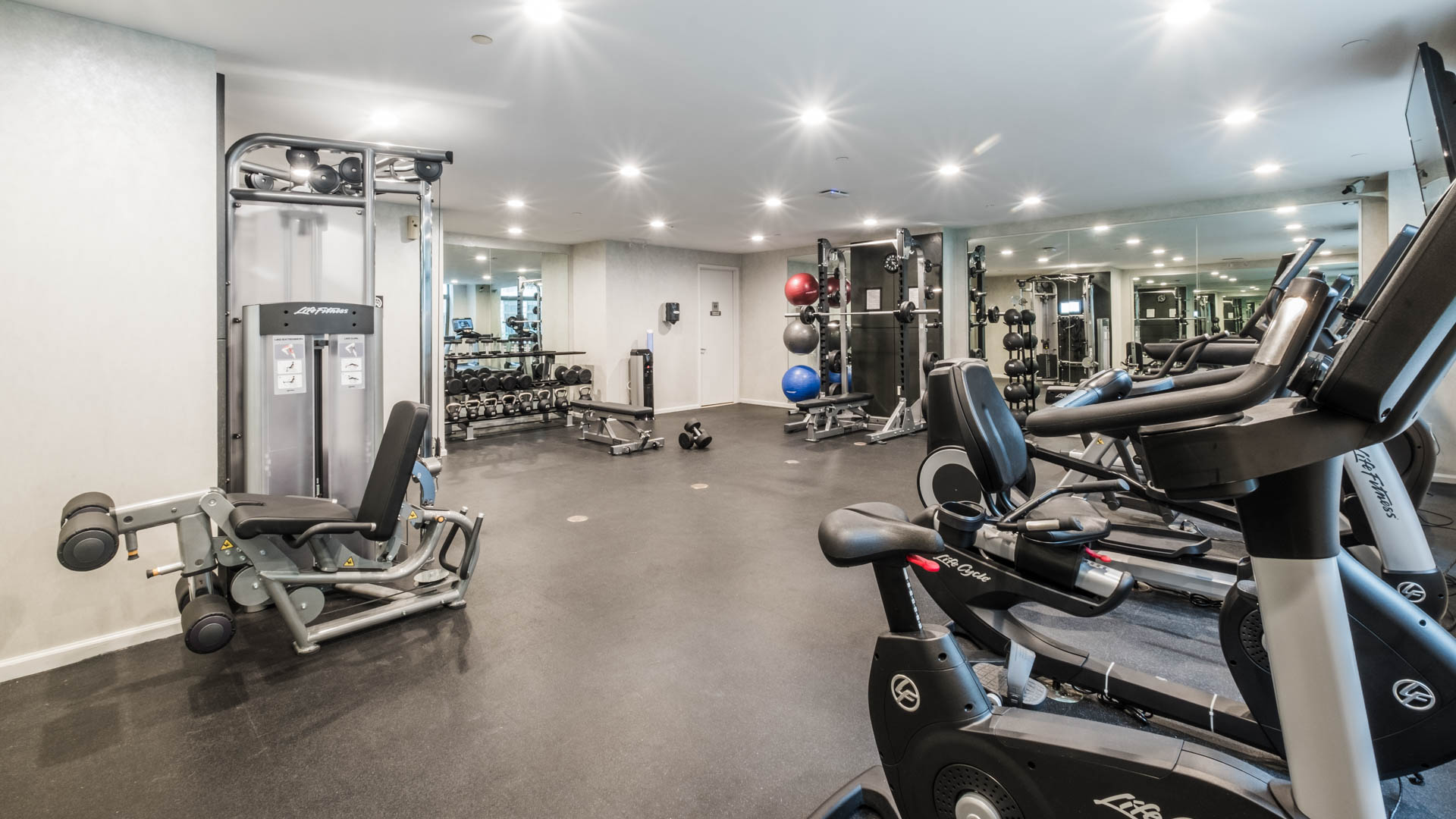 Gym at 600 Washington Apartments (2 of 3)