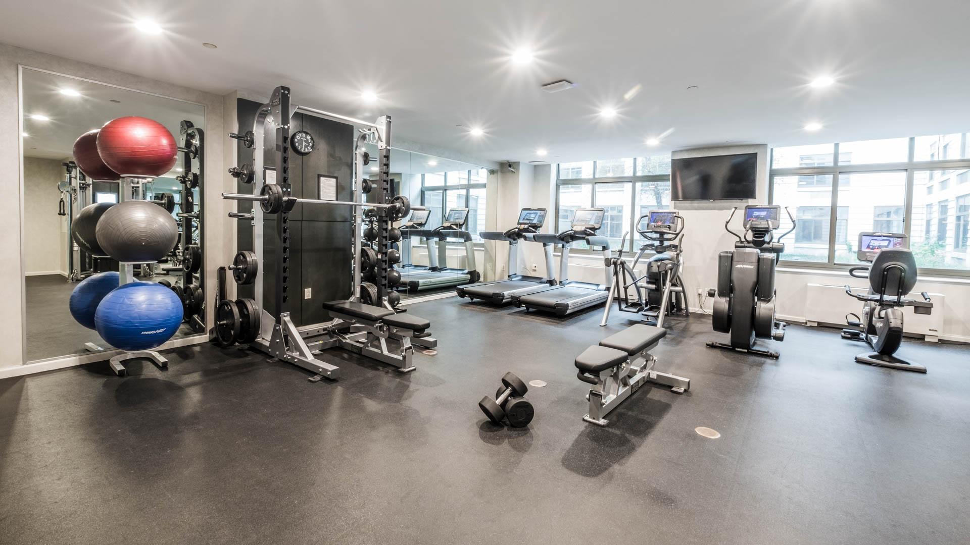 Gym at 600 Washington Apartments (1 of 3)