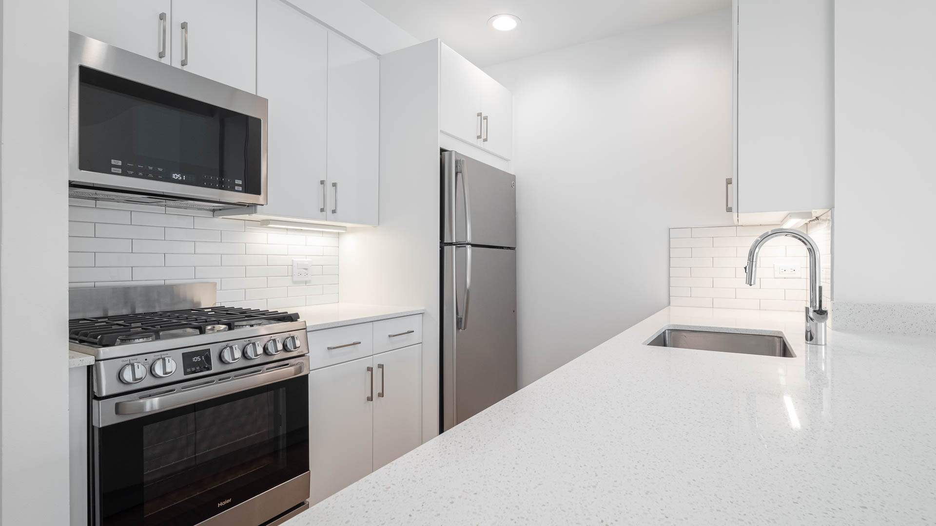 600 Washington Apartments 4 of 12