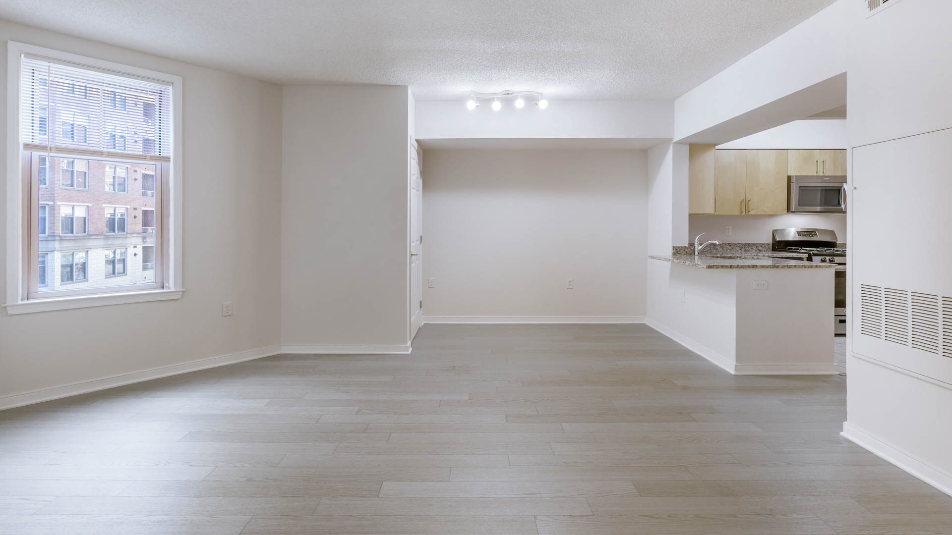 2400 M Apartments 3 of 10