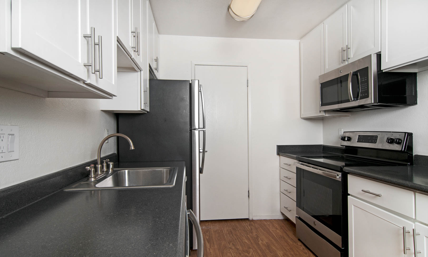 Creekside Apartments 4 of 8