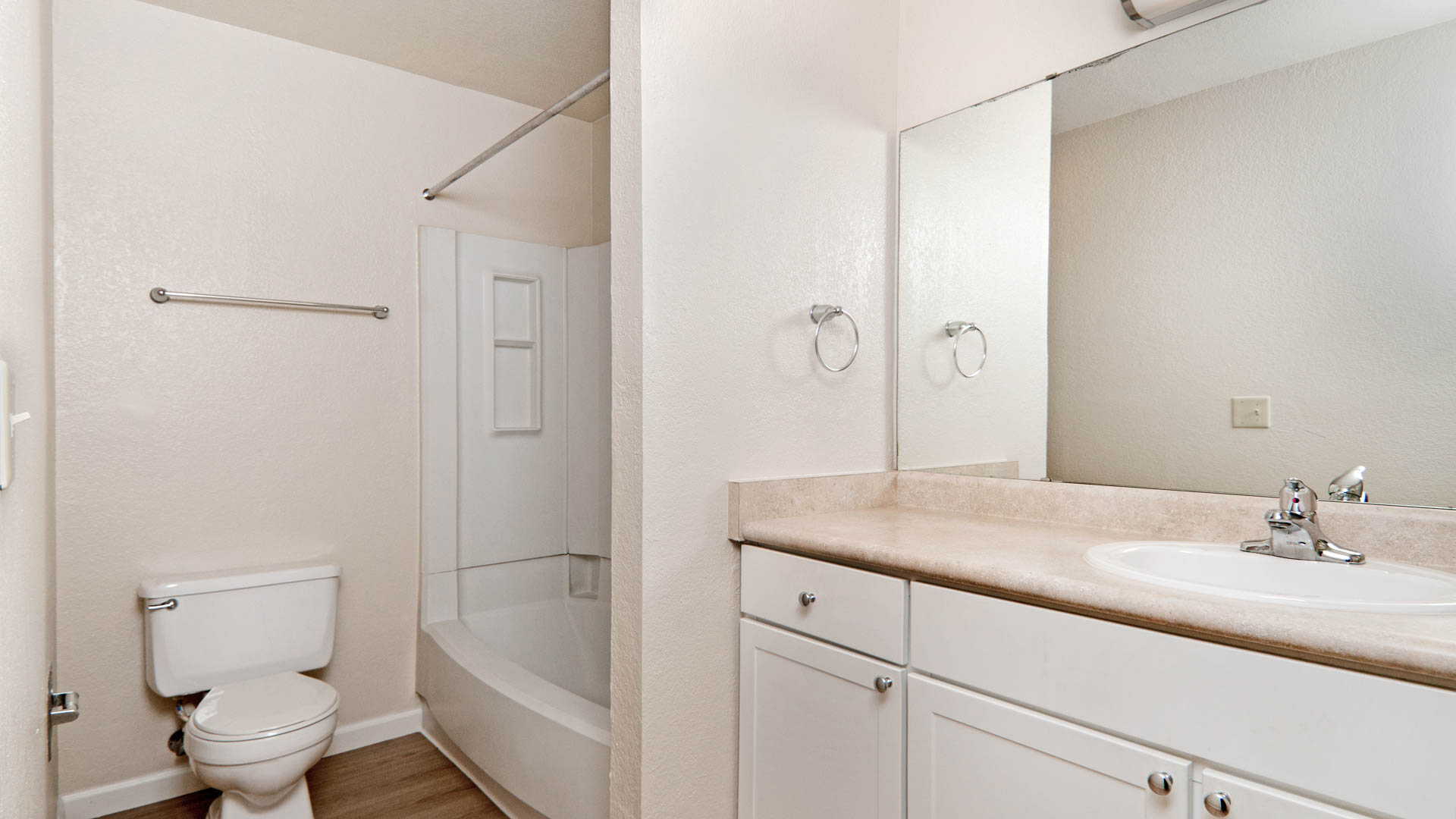 Creekside Apartments 15 of 25