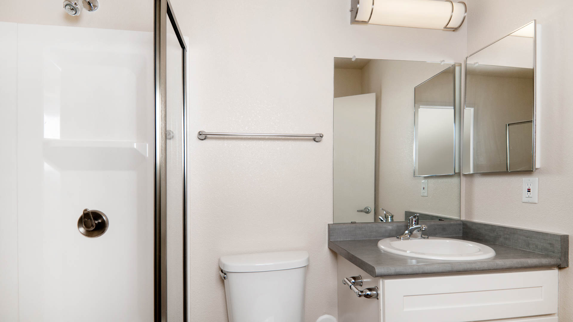 Creekside Apartments 16 of 25
