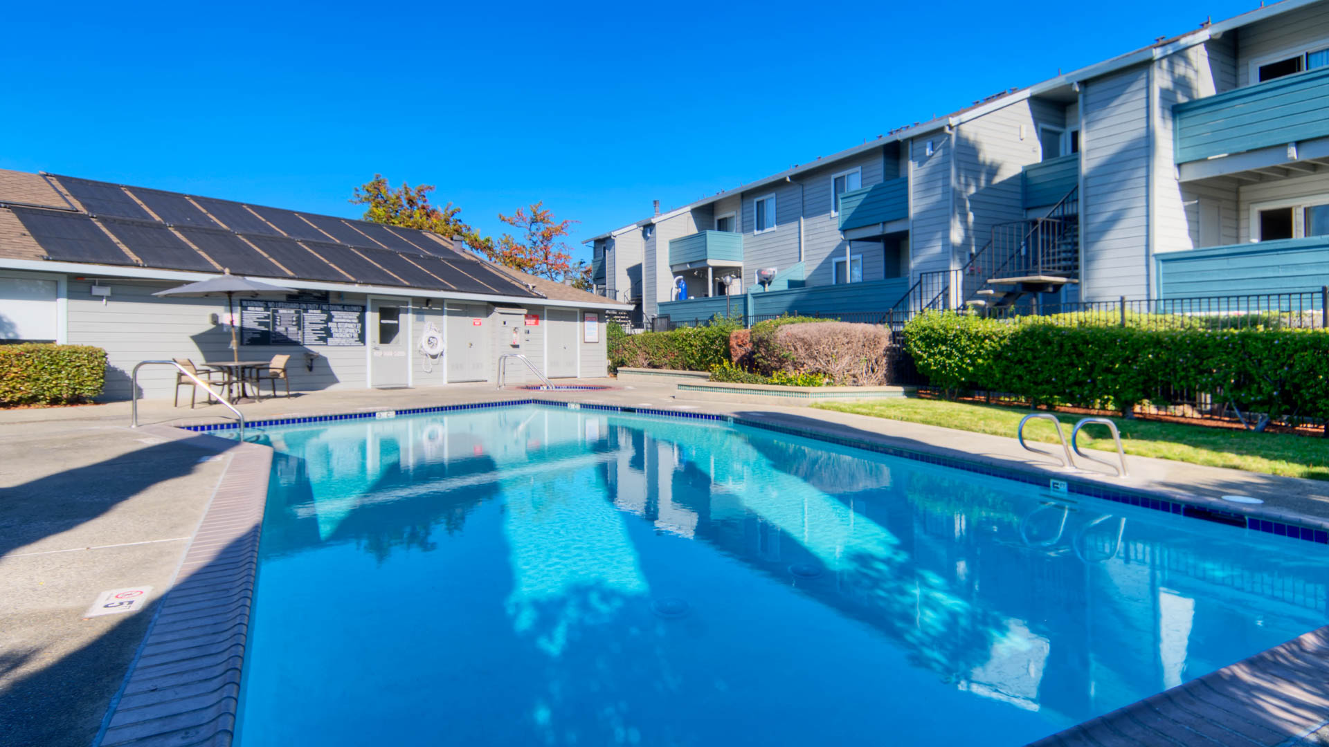 Pool at Creekside Apartments (1 of 2)