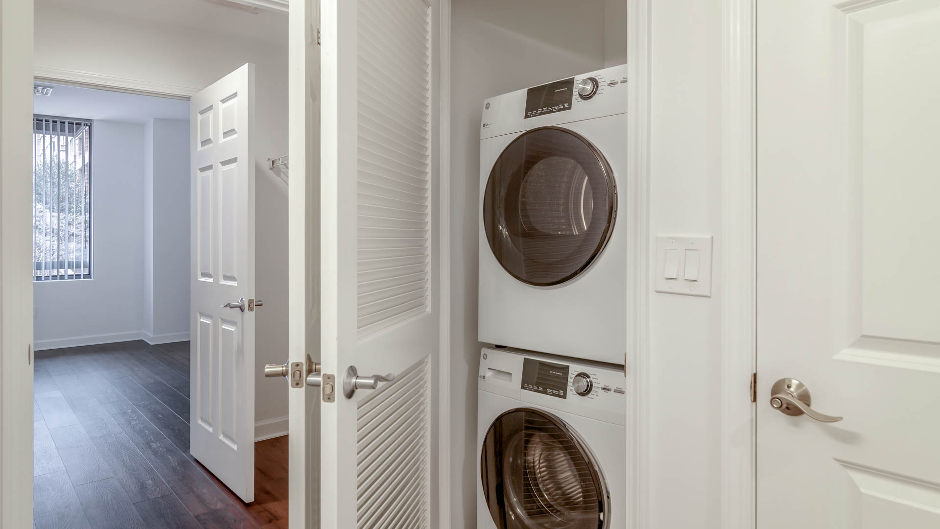 Laundry room at The Prime at Arlington Courthouse Apartments
