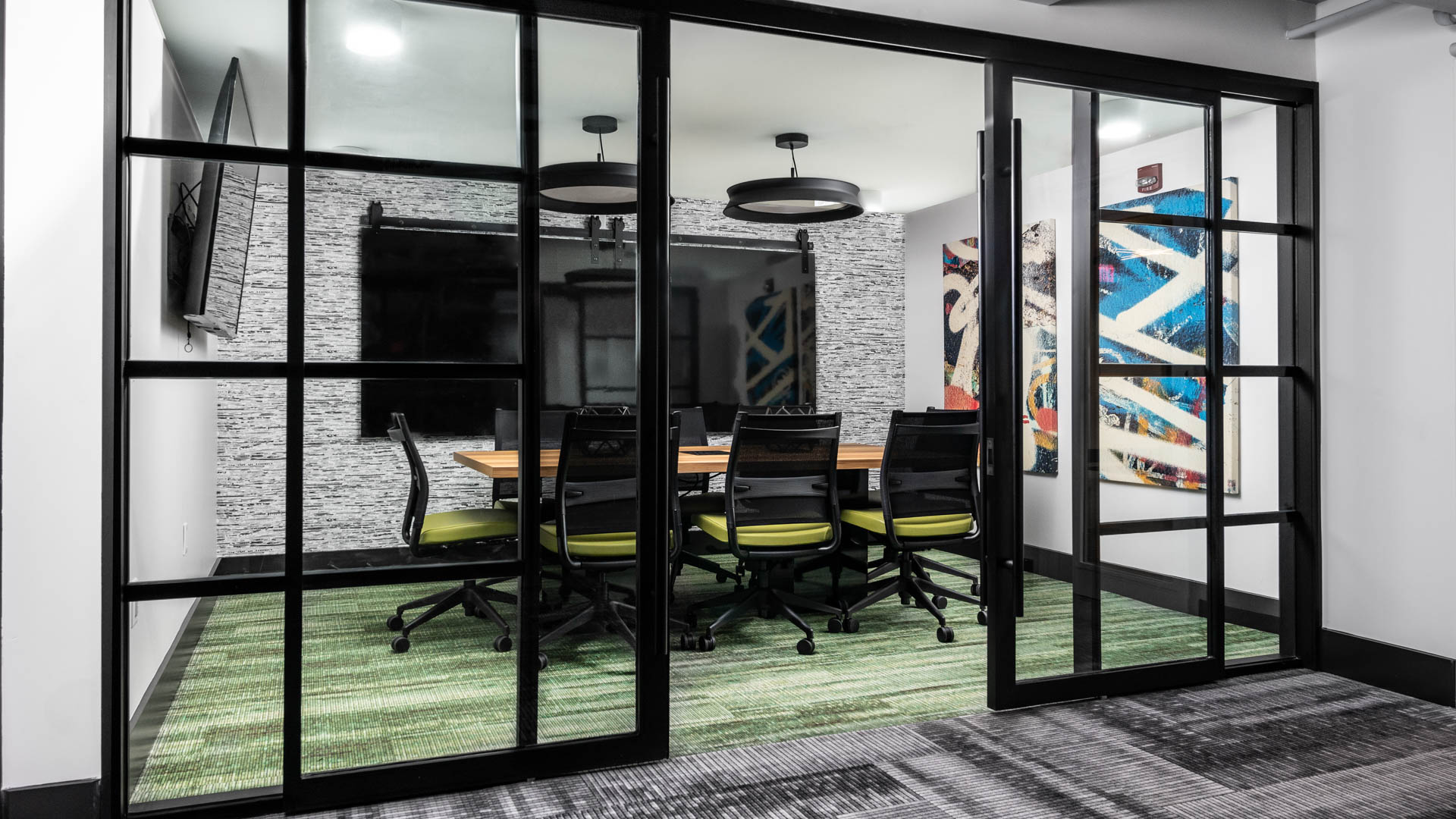 Work space at The Prime at Arlington Courthouse Apartments (1 of 2)