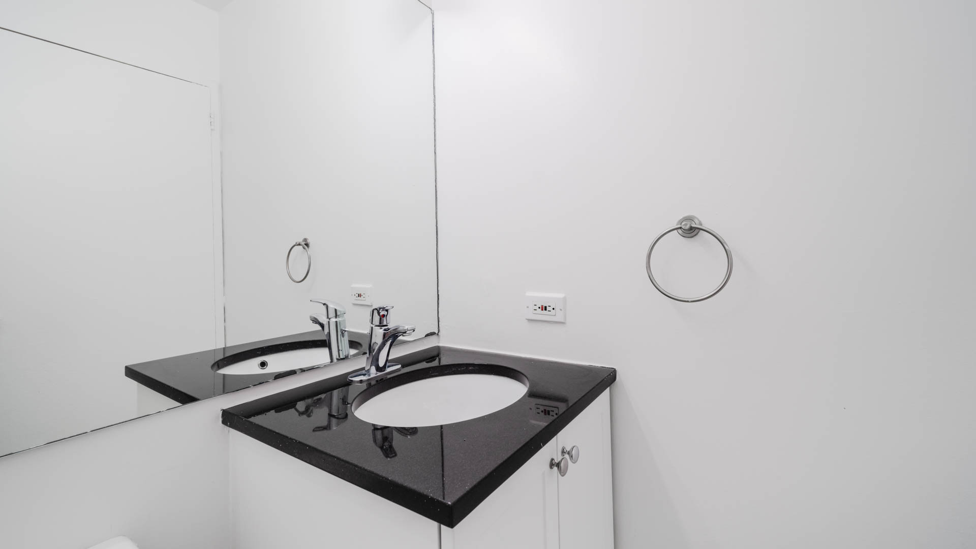 Parc East Apartments 1 of 8