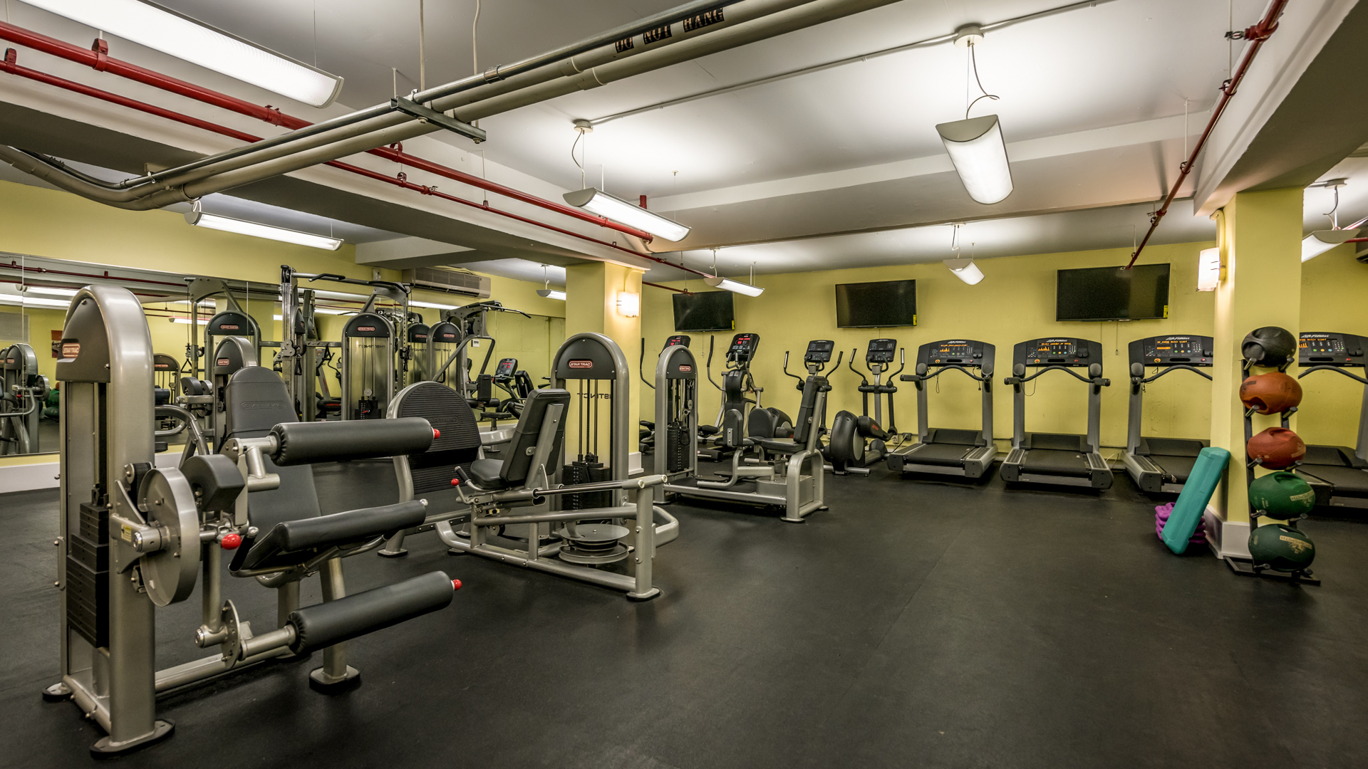 Gym at Parc East Apartments (1 of 2)