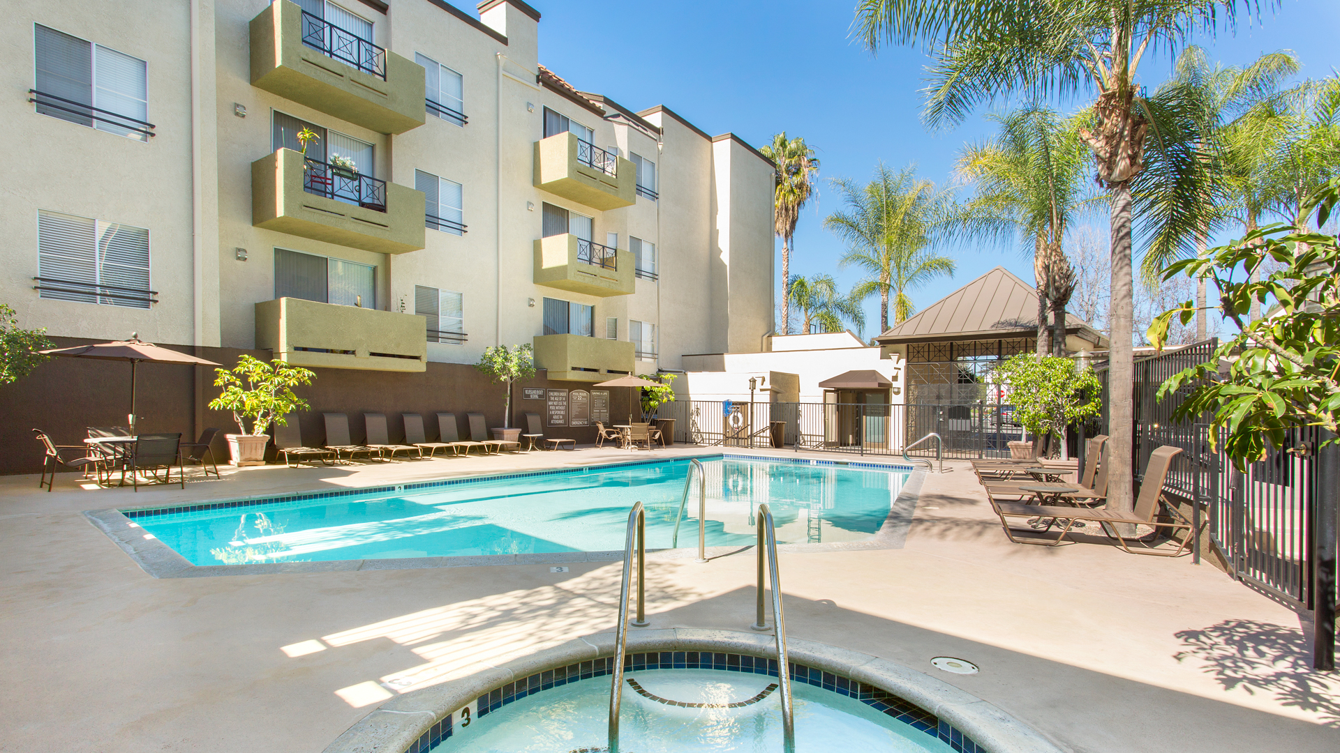 Pool at Kenwood Mews Apartments (1 of 3)