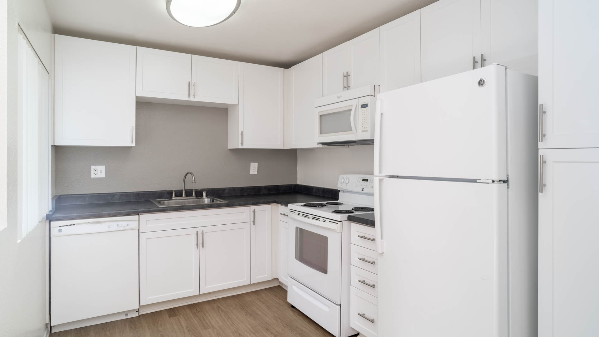 Avanti Apartments 5 of 12