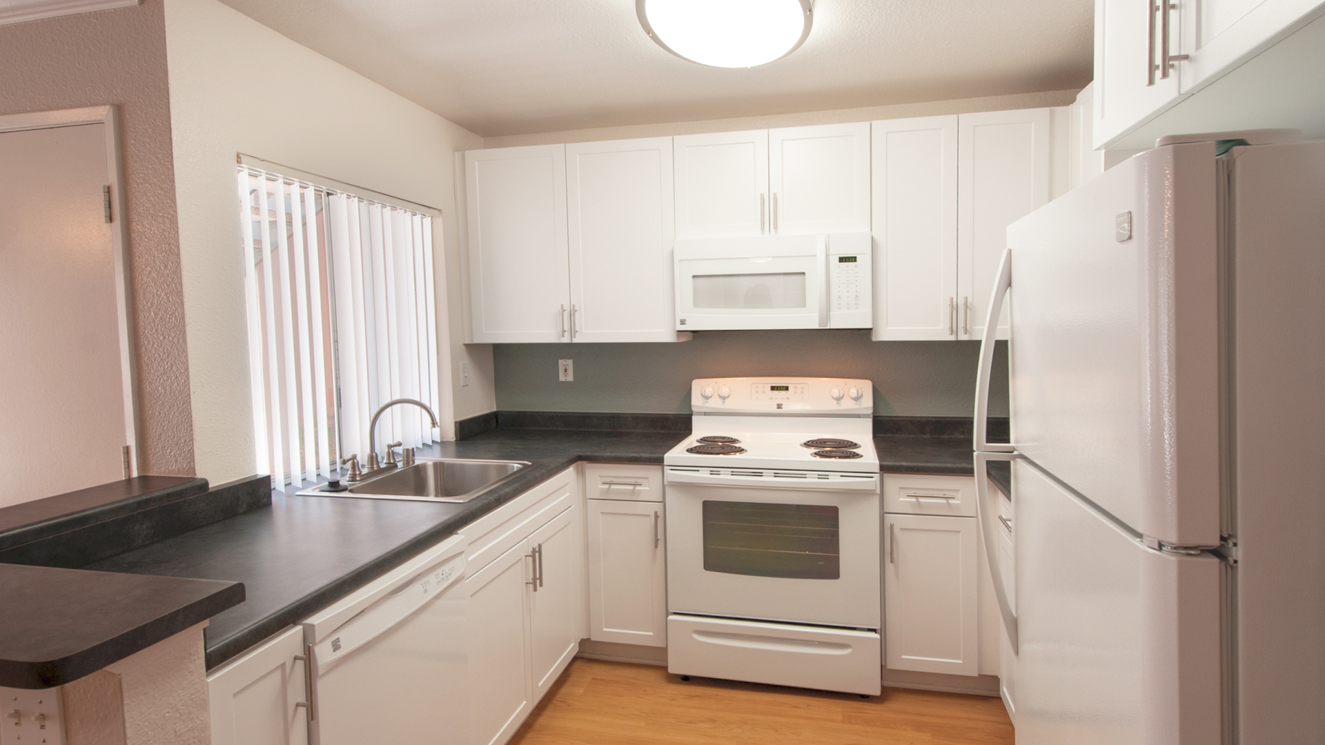 Avanti Apartments 2 of 3
