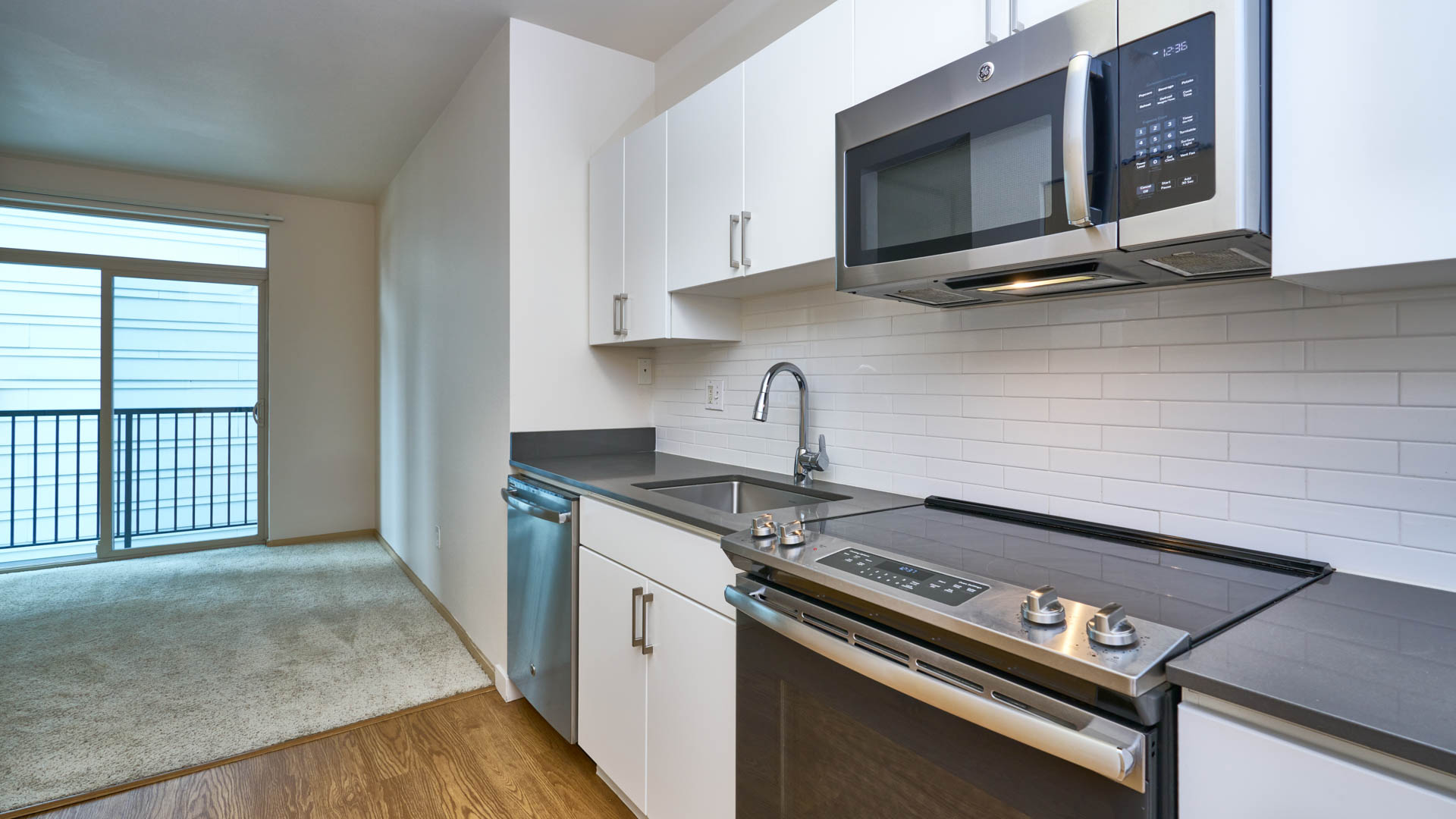 The Heights on Capitol Hill Apartments 6 of 12