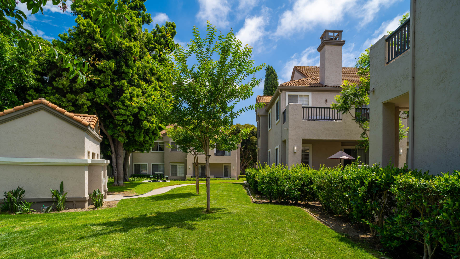 Deerwood Apartments 5 of 12