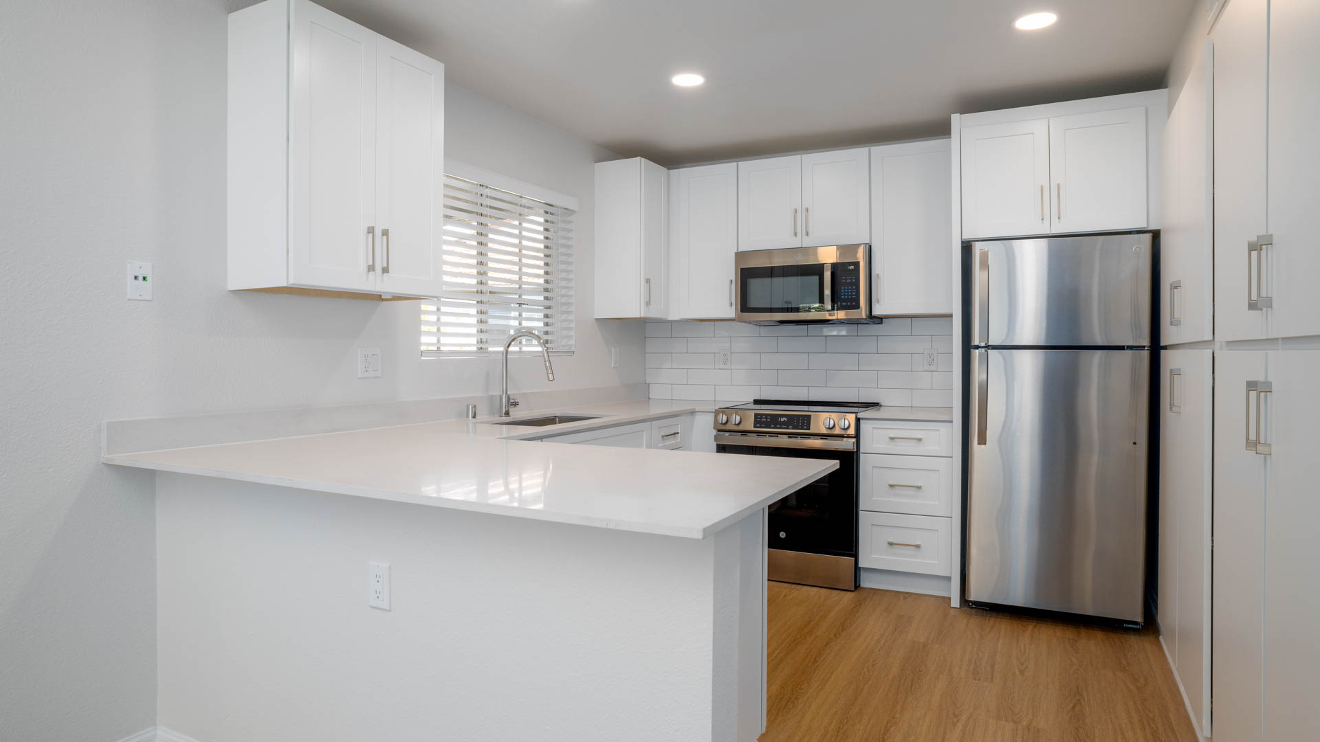 Deerwood Apartments 8 of 8