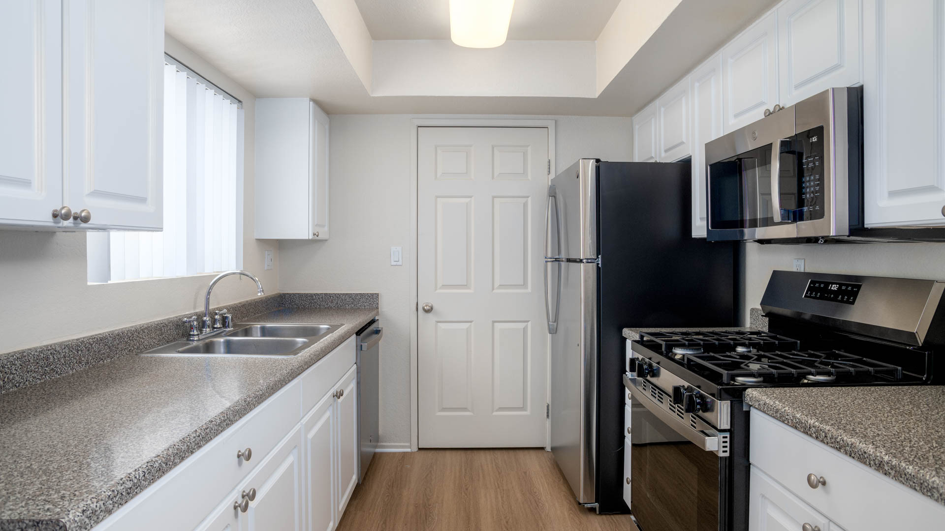 Eagle Canyon Apartments 7 of 12