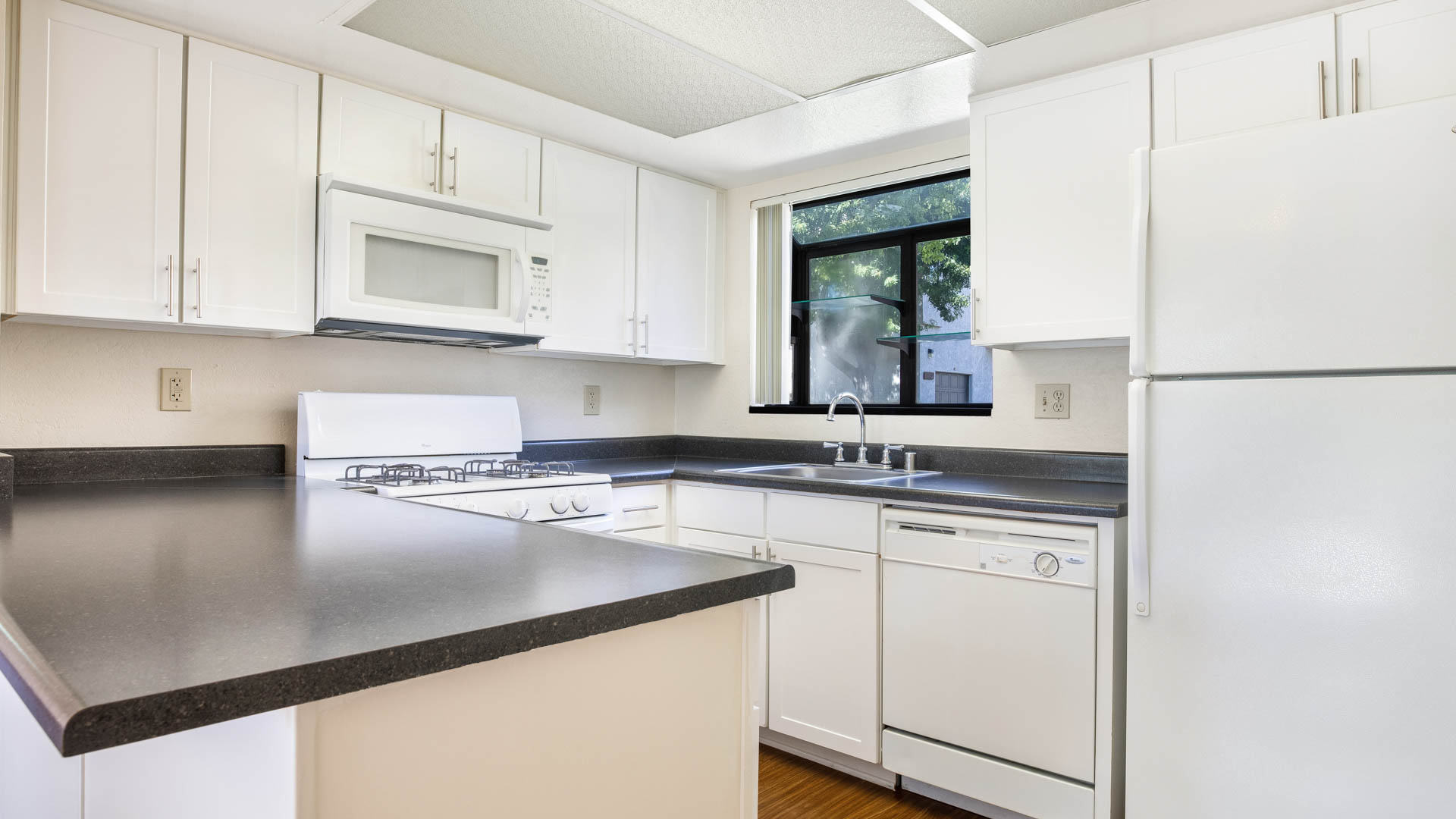 Eagle Canyon Apartments 9 of 12