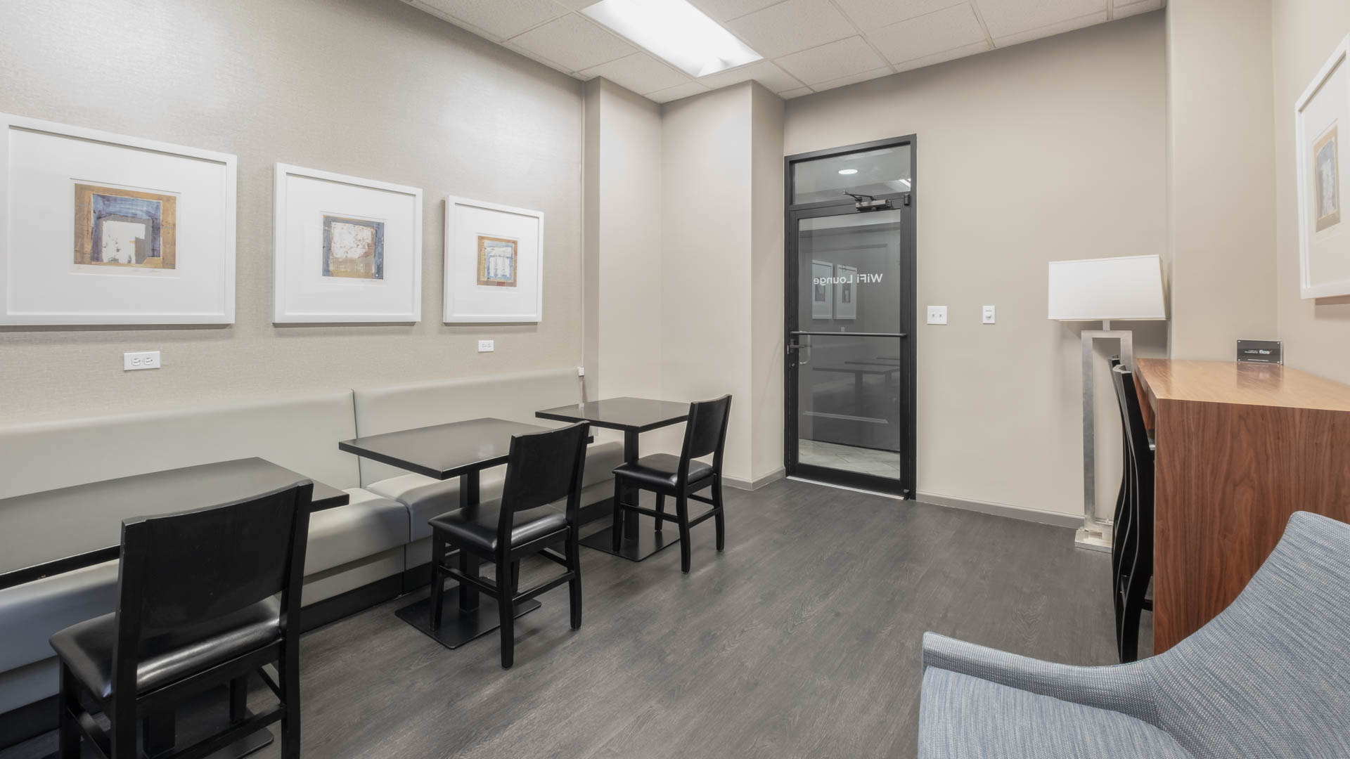 Lounge at Parc Coliseum Apartments (3 of 3)