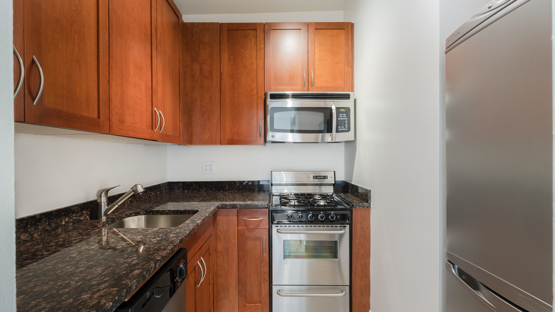 Parc 77 Apartments 6 of 12