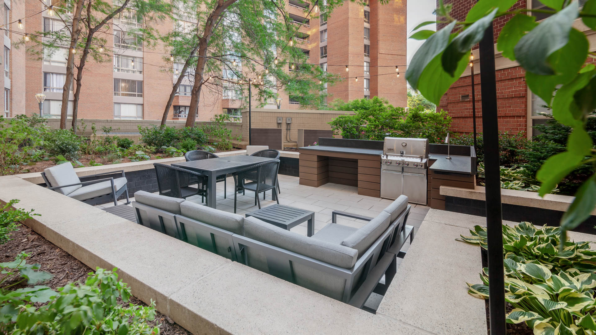 Courtyard at 1210 Mass Apartments (1 of 2)