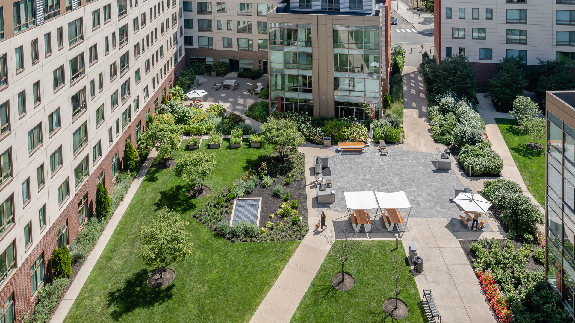 Courtyard at Third Square Apartments (2 of 4)