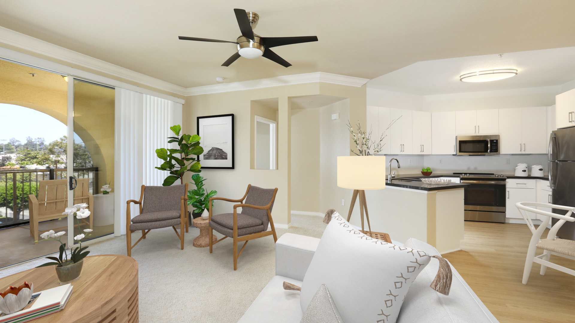 City Pointe Apartments 4 of 7
