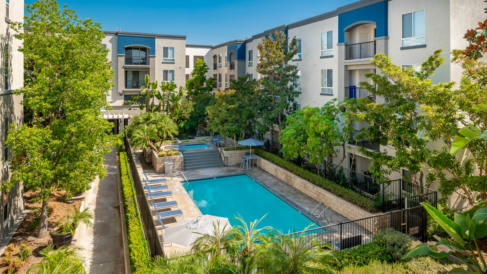 Pool at City Pointe Apartments (1 of 2)