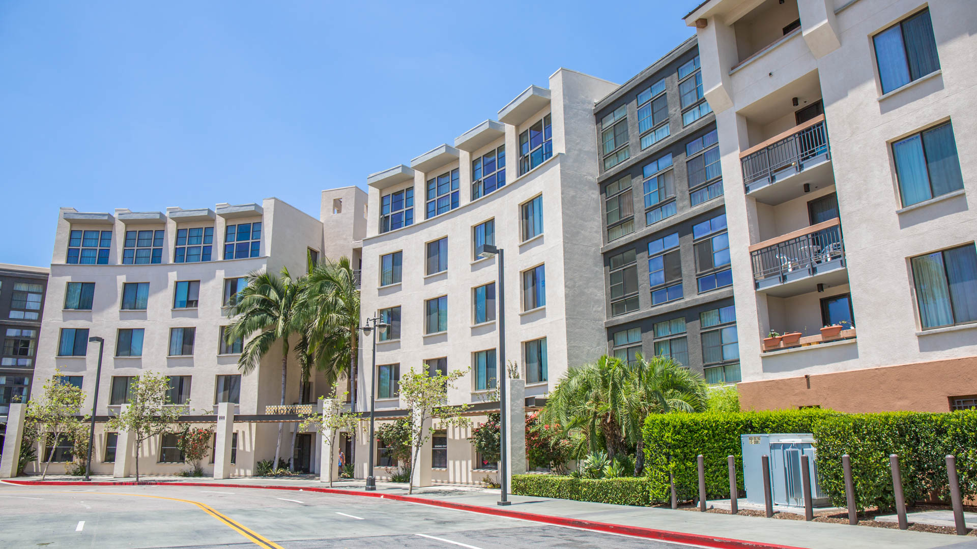 Mozaic at Union Station Apartments 6 of 12