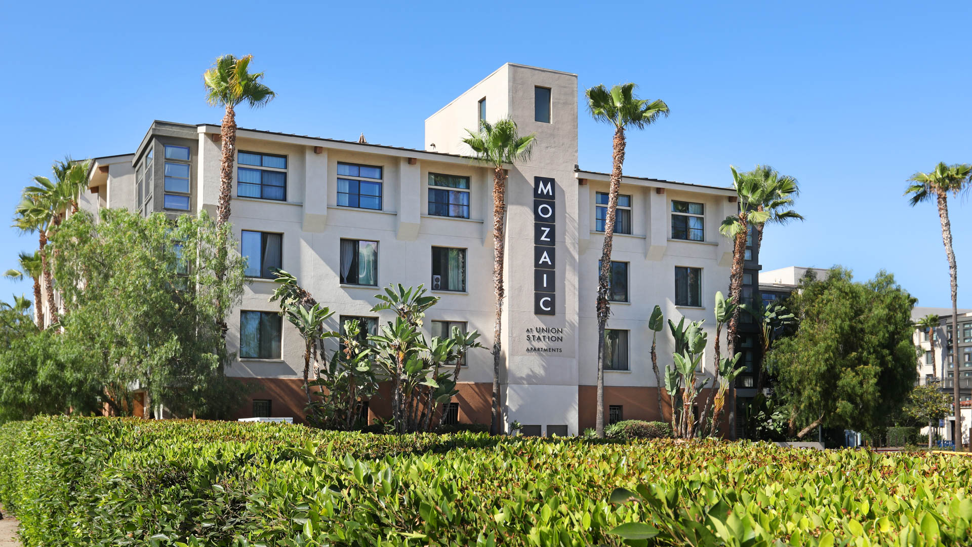 Mozaic at Union Station Apartments 4 of 12