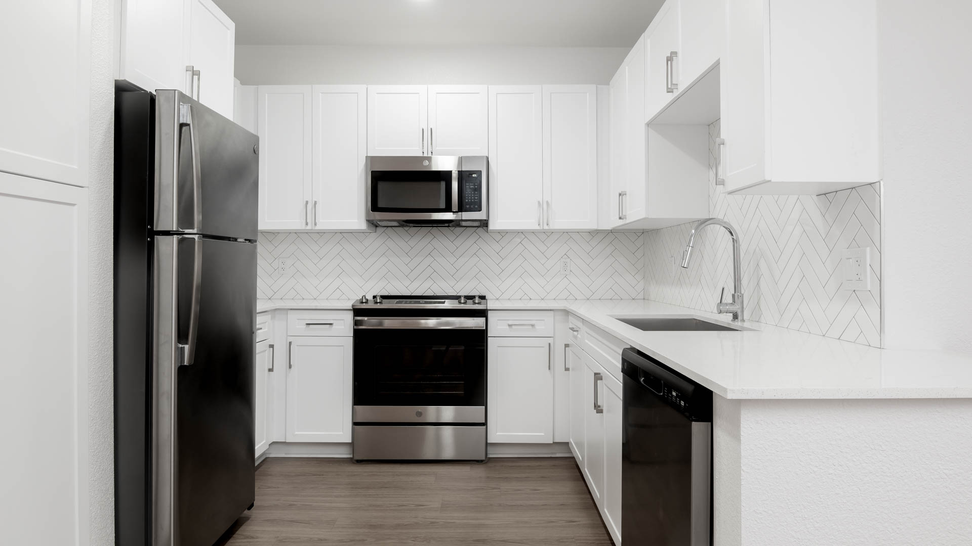Del Mar Ridge Apartments 3 of 12