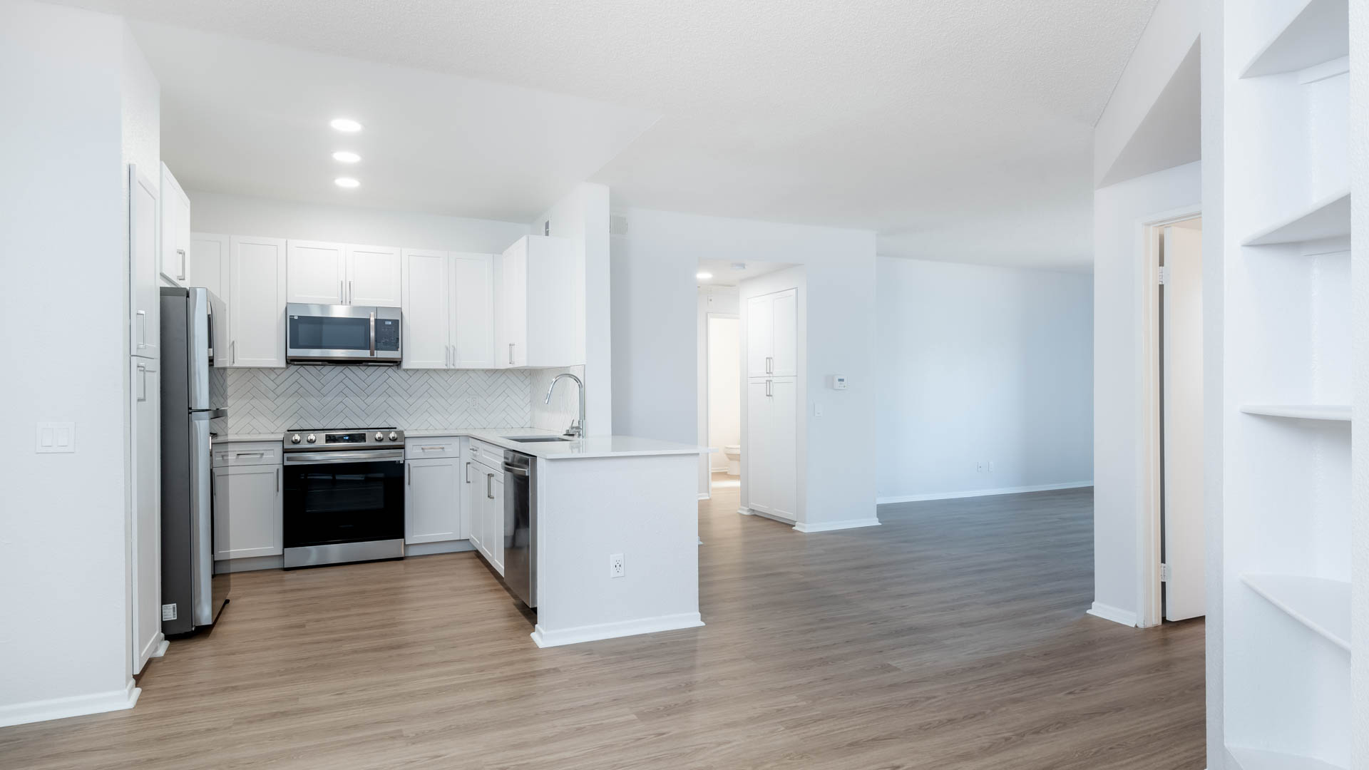 Del Mar Ridge Apartments 5 of 10