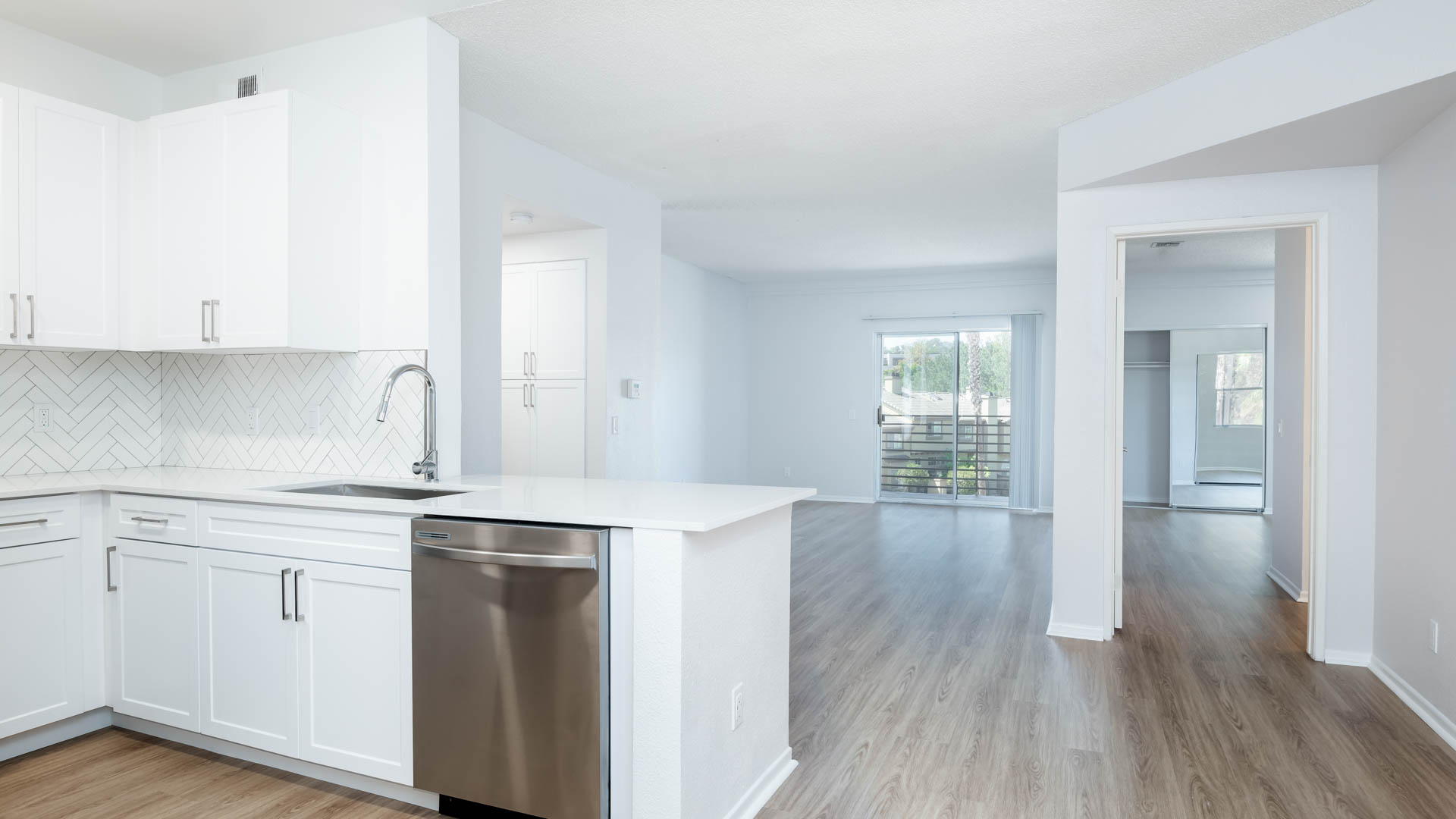 Del Mar Ridge Apartments 9 of 10