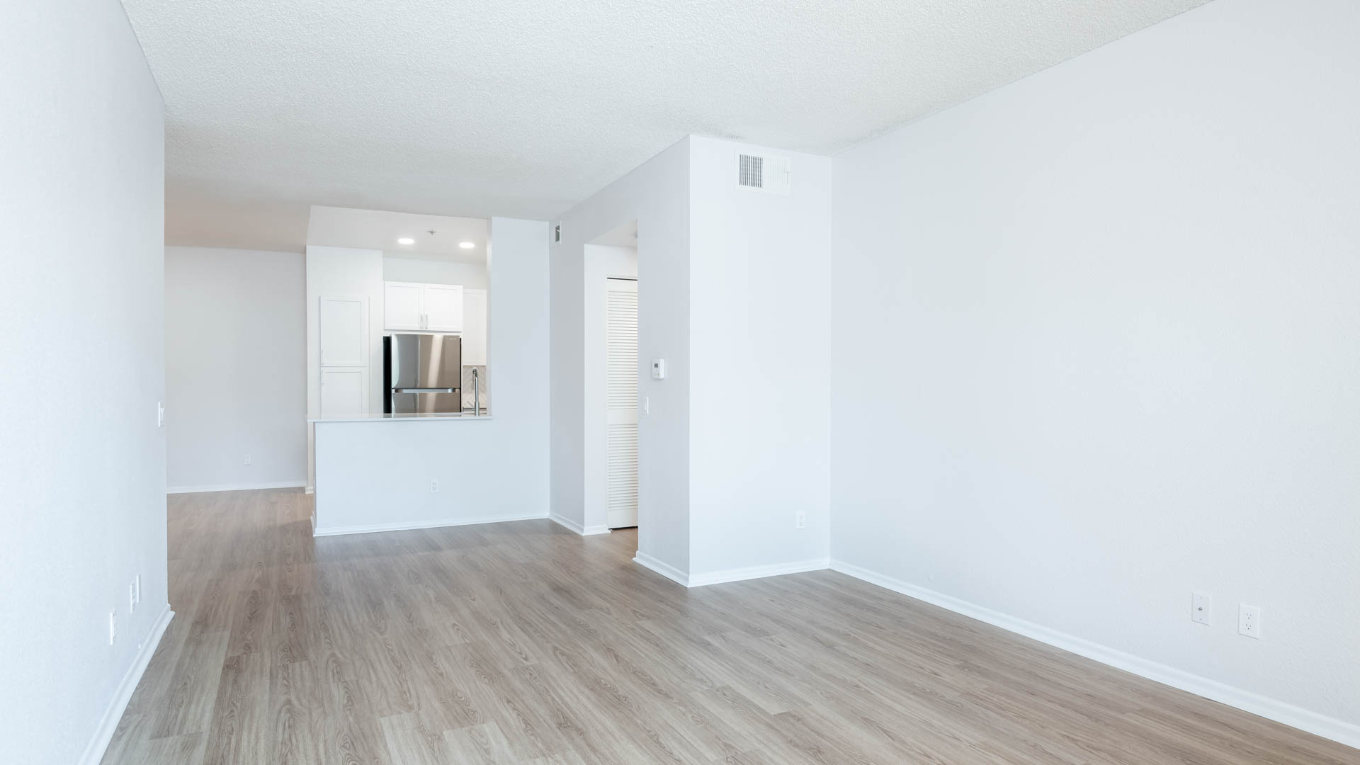 Del Mar Ridge Apartments 6 of 12