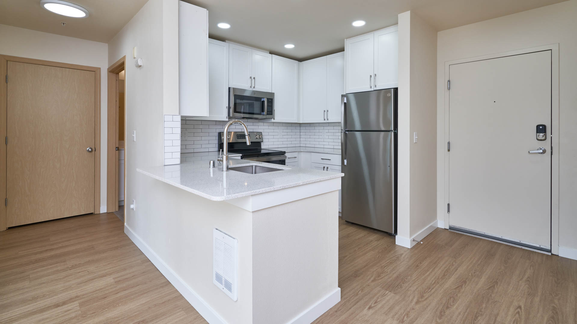 Rianna Apartments 7 of 12