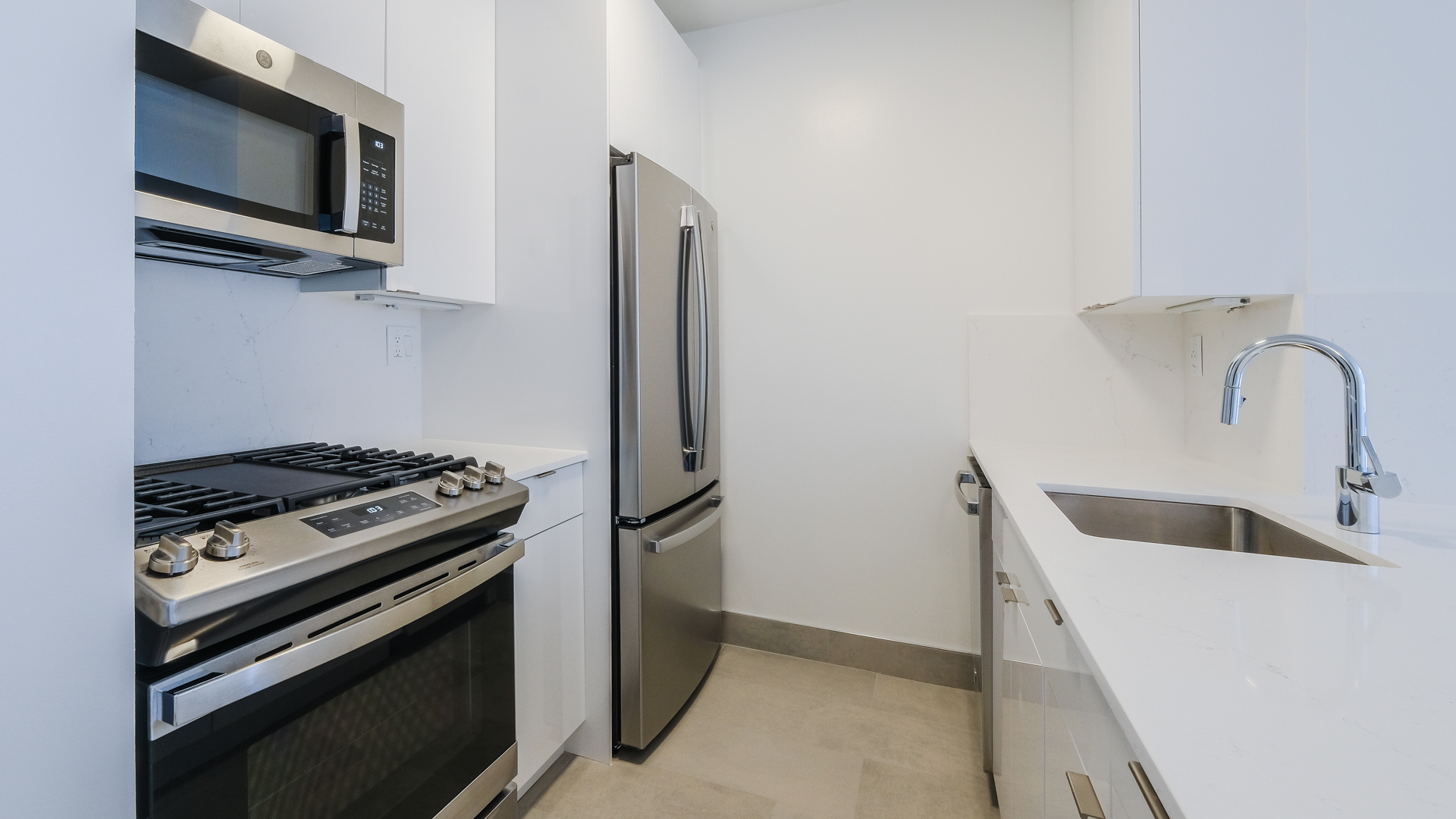 777 6th Avenue Apartments 4 of 12
