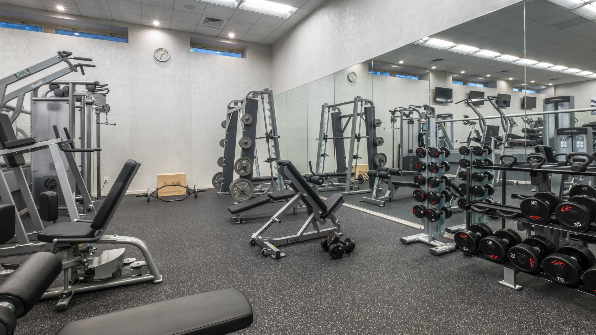 Gym at Longacre House Apartments (2 of 3)