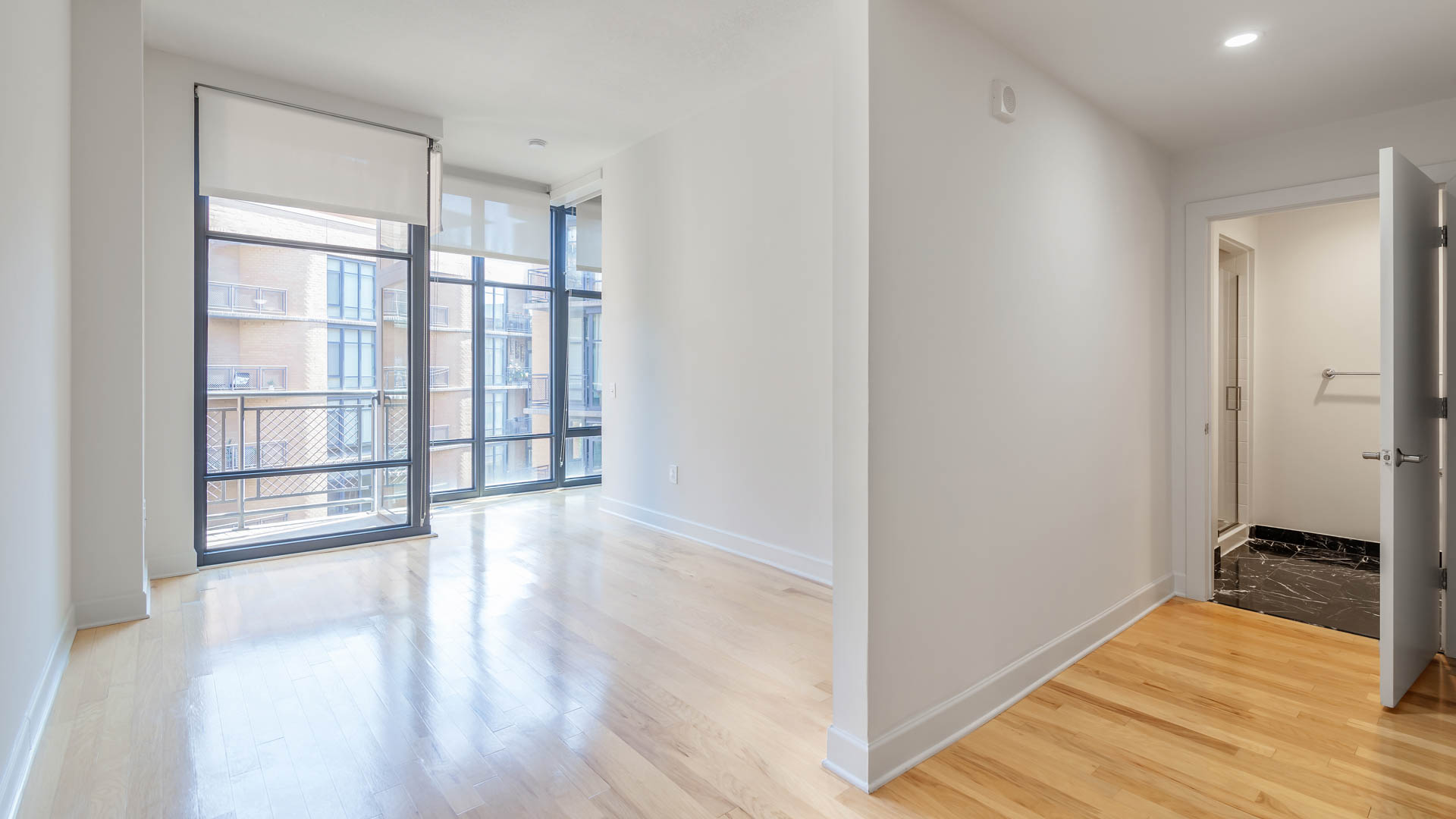 425 Mass Apartments 16 of 67