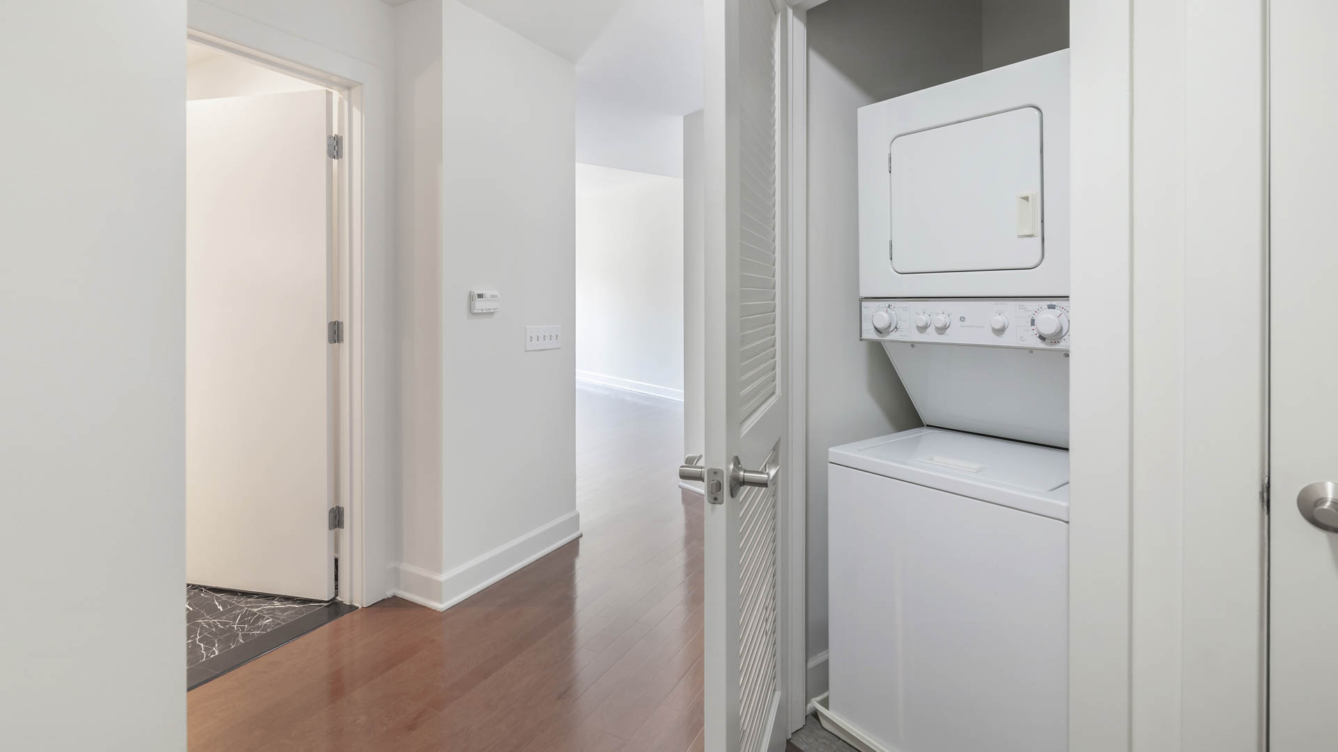 425 Mass Apartments 4 of 6
