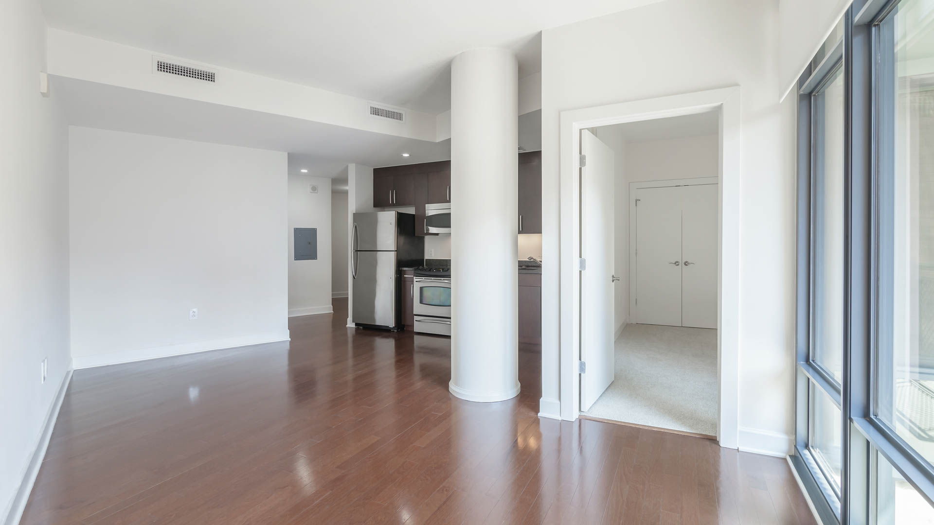 425 Mass Apartments 5 of 6